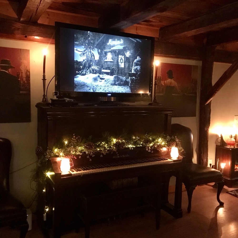 Meet your Posher, Mindy.